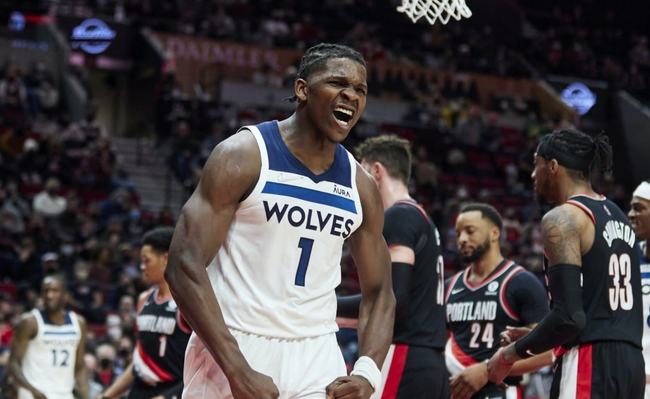 这透露出两 这透露出两