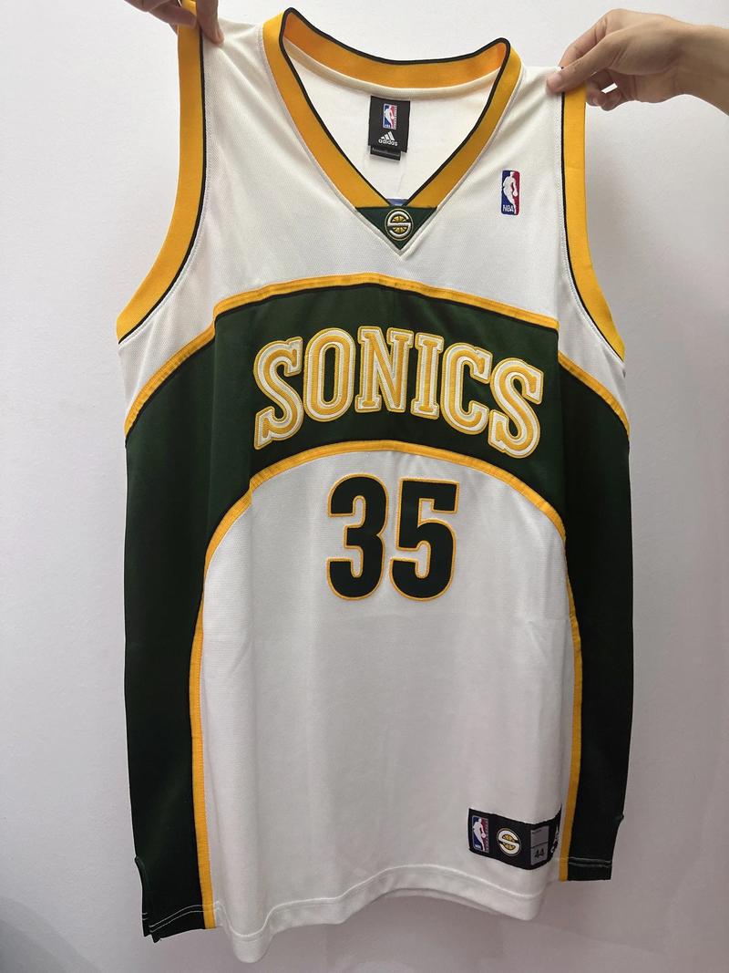 在角球与定 在角球与定